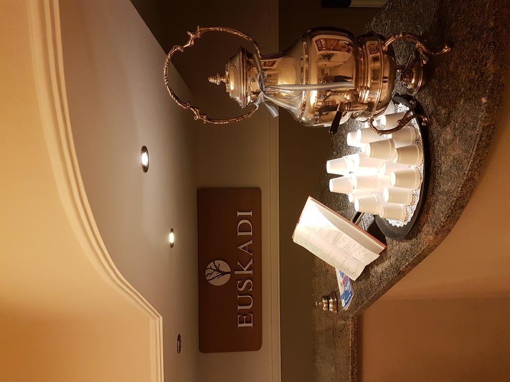 جينيرال بيكو Euskadi Hotel المظهر الخارجي الصورة